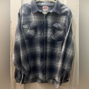 Wrangler mens 2XL button up long sleeves plaid western